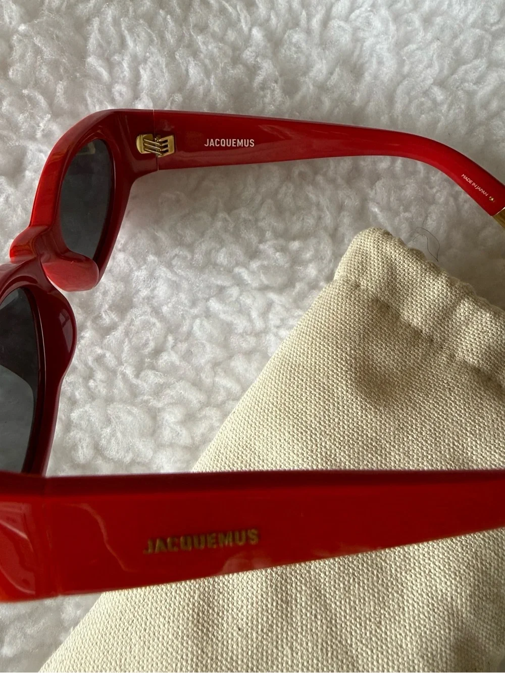 Jacquemus Bright Red Oval Sunglasses with Gold Accents